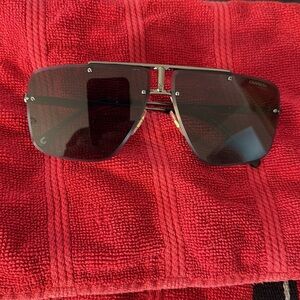 CARRERA sunglasses unisex non polarized with hard case